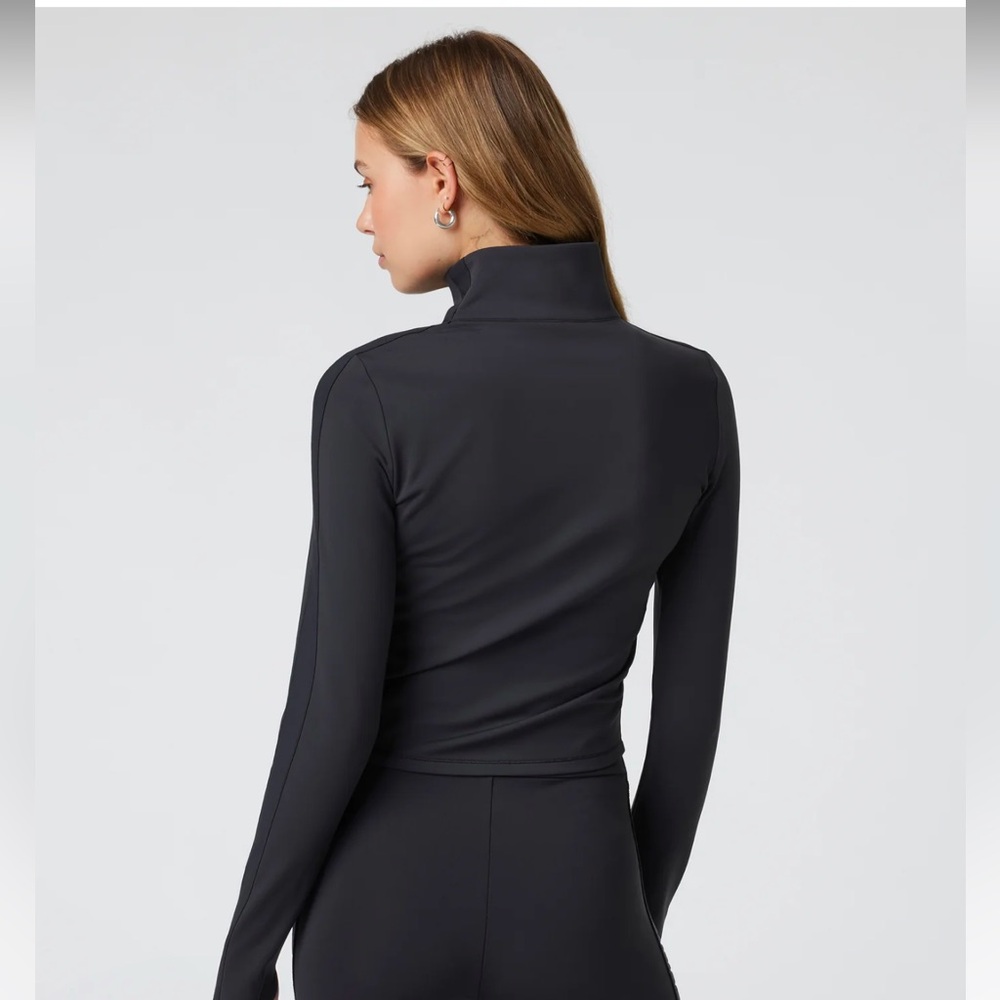 ❌SOLD❌Vuori Chilled Out Track Full Zip Athletic Jacket In Washed Black NEW - Picture 3 of 8